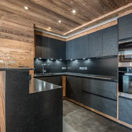 Appartement De Luxe Aux Allues : 5 Ch, Skis Aux Pieds, Terrasses, Services Premium - Fr-1-613-18 Méribel